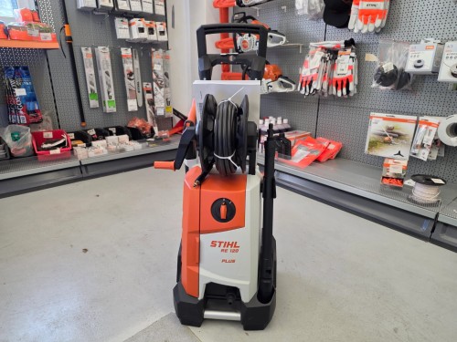 VYSOKOTLAKÝ ČISTIČ STIHL RE 120 PLUS