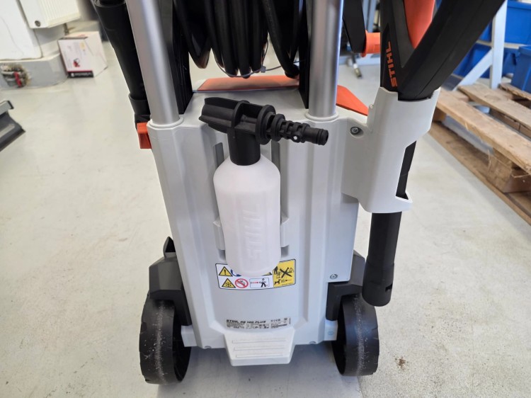 VYSOKOTLAKÝ ČISTIČ STIHL RE 120 PLUS