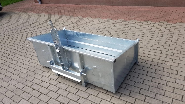 SKRZYNIA ŁADUNKOWA Z LEMIESZEM CYNKOWANA SŁ-1000